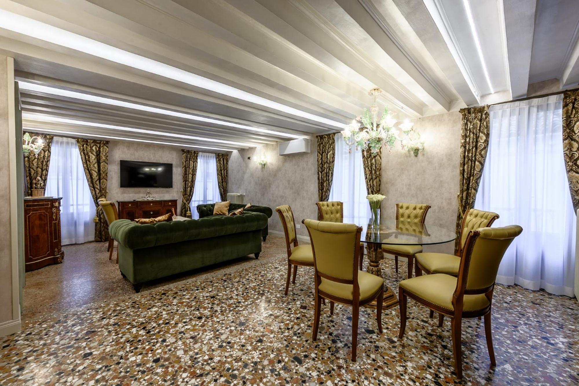 Ca Rialto 4122 - Luxury Terrace Apartment Venesia Bagian luar foto
